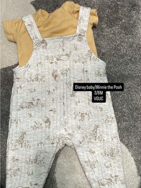 Disney Winnie the Pooh Two-Piece Overalls Set in Mustard and Light Gray